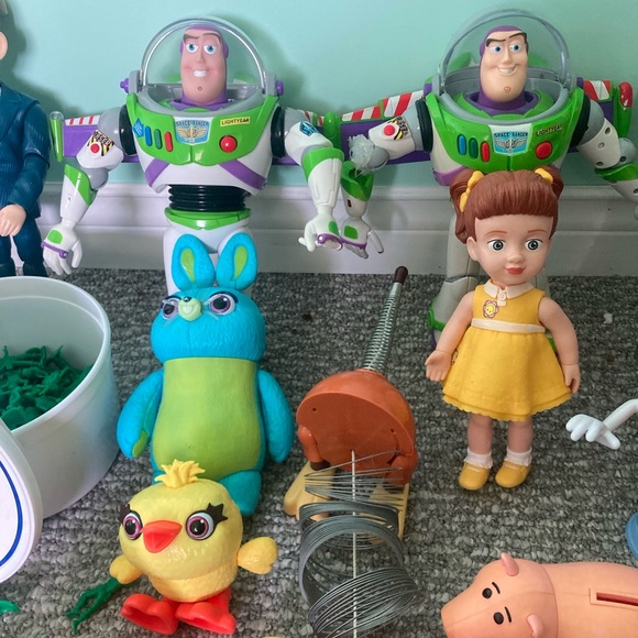 Large Toy Story Lot - Picture 3 of 6